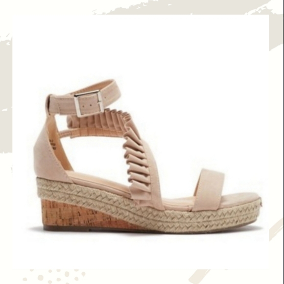 Ruffle Espadrilles (NUDE) - Picture 1 of 4